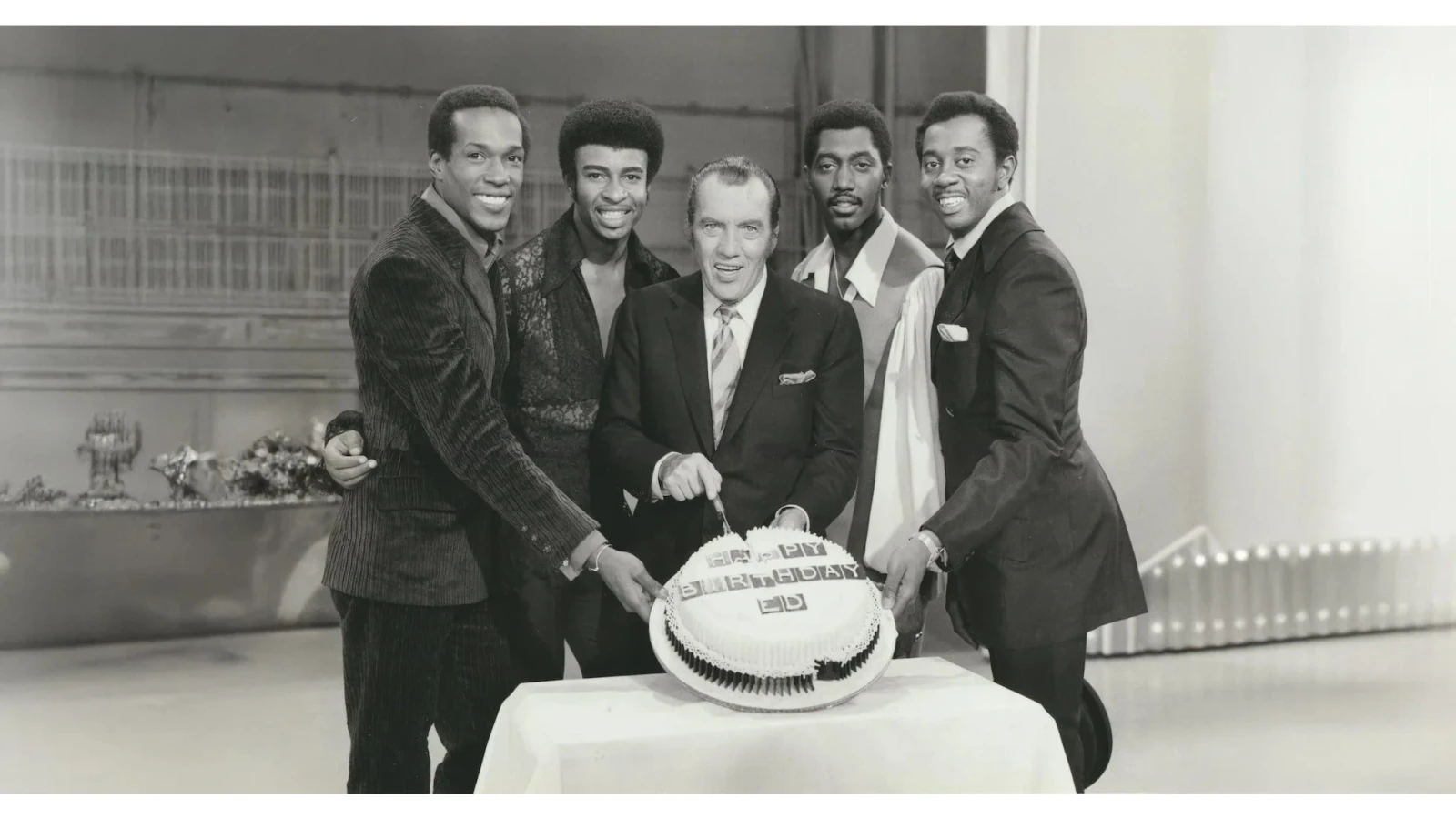 Sunday Best: Chuyện Chưa Kể Của Ed Sullivan